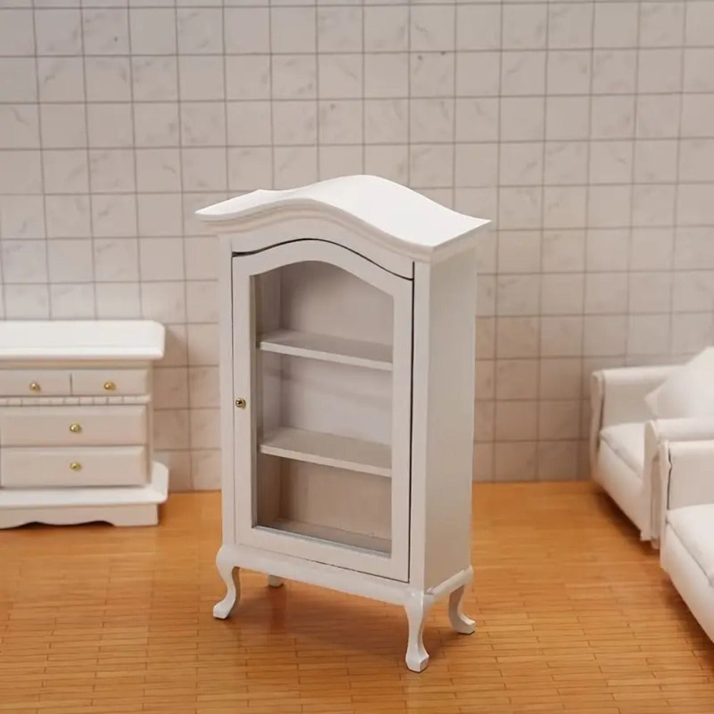 Miniature Display Cabinet with Mirror & 3 Glass Shelves White Wooden Mini Showcase – Dollhouse Decoration Photography Prop Wedding Scene Decor, Collectible Gift for Miniature Enthusiasts & Collectors
