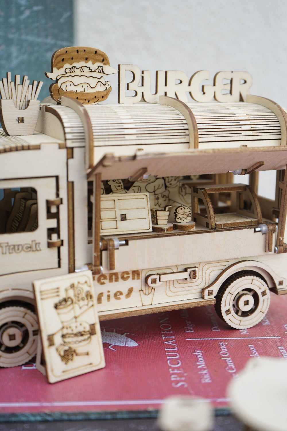 Basswood Food Truck 3D Puzzle Model Kit – DIY Building Toy for Kids & Adults, Yellow Miniature Snap-Fit Craft, Creative Birthday Halloween Christmas Gift for Boys Girls