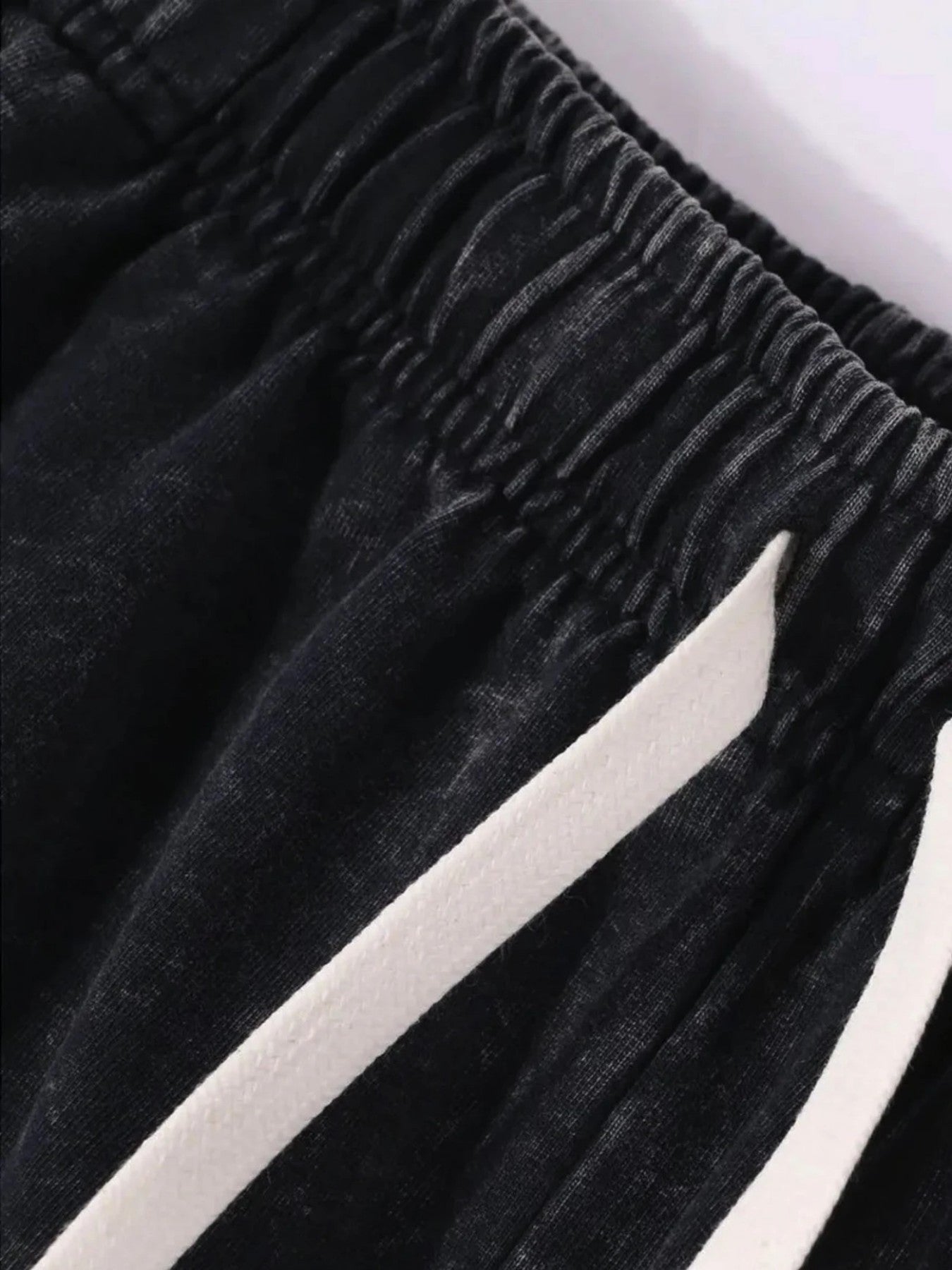 Men's Casual Shorts - Regular Fit Travel Style
