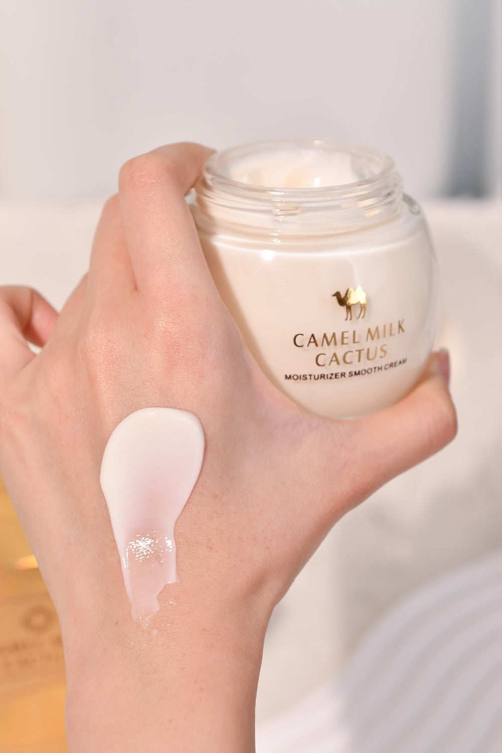 Retinol Night Cream with Niacinamide, Vitamin E & Camel Milk — Anti-Aging Firming & Brightening Overnight Face Cream, Reduces Wrinkles, Dark Spots & Fine Lines, All Skin Types, 130g / 4.59 oz
