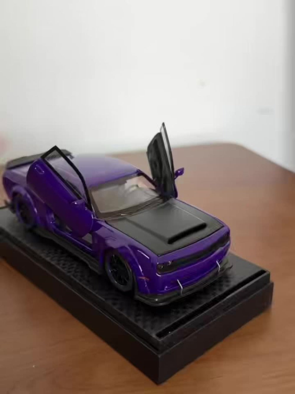 Dodge Hellcat Diecast Car Model 1:32 Scale Alloy Replica with Display Base | Openable Doors, Collectible Mini Vehicle | Birthday Christmas Gift for Car Lovers