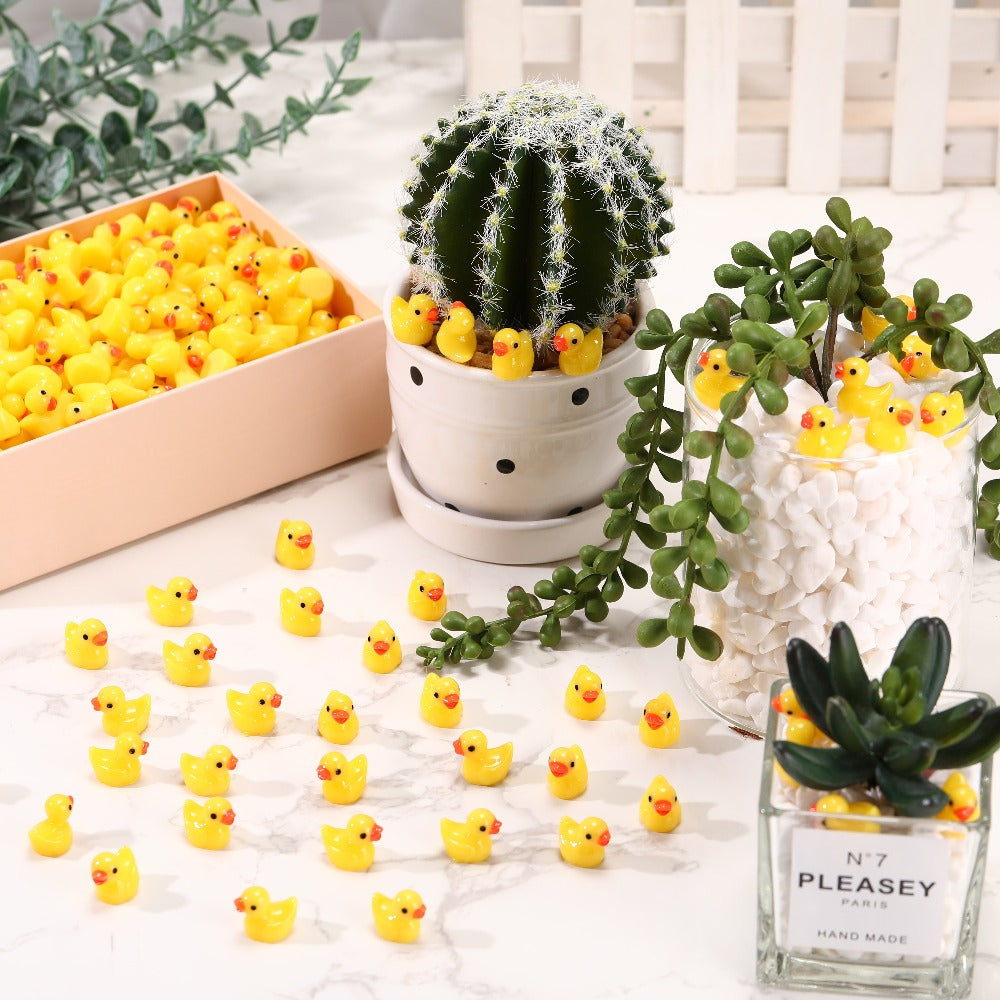 Mini Rubber Ducks Bulk 1200pcs – Tiny Yellow Resin Duck Figures for Hide & Seek Prank, Cruise Ship Duck, Dollhouse Decor, Miniature Garden, Halloween Party Favor & Gift