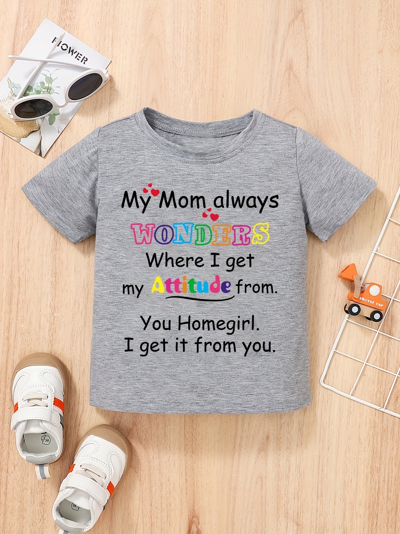 Women's Graphic Print T-Shirt - Short Sleeve 736293