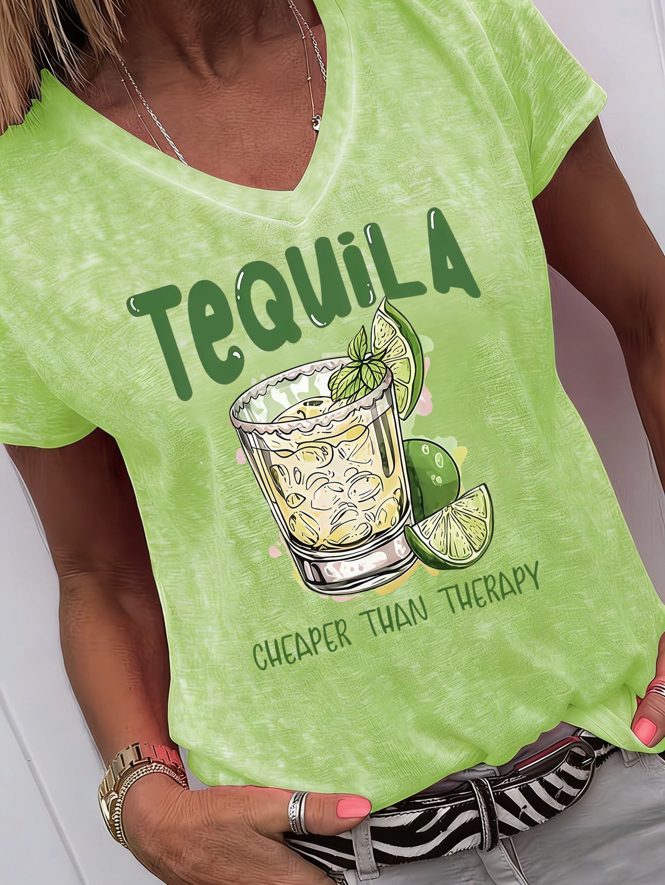 Women's Graphic Print Shirt - Short Sleeve 716325