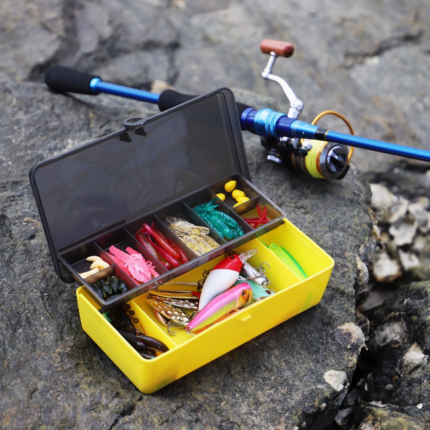 Fishing Lures Kit with Tackle Box – Mixed Plastic & Metal Baits, Hooks, Swivels & Jig Hooks (110/252/361pcs)