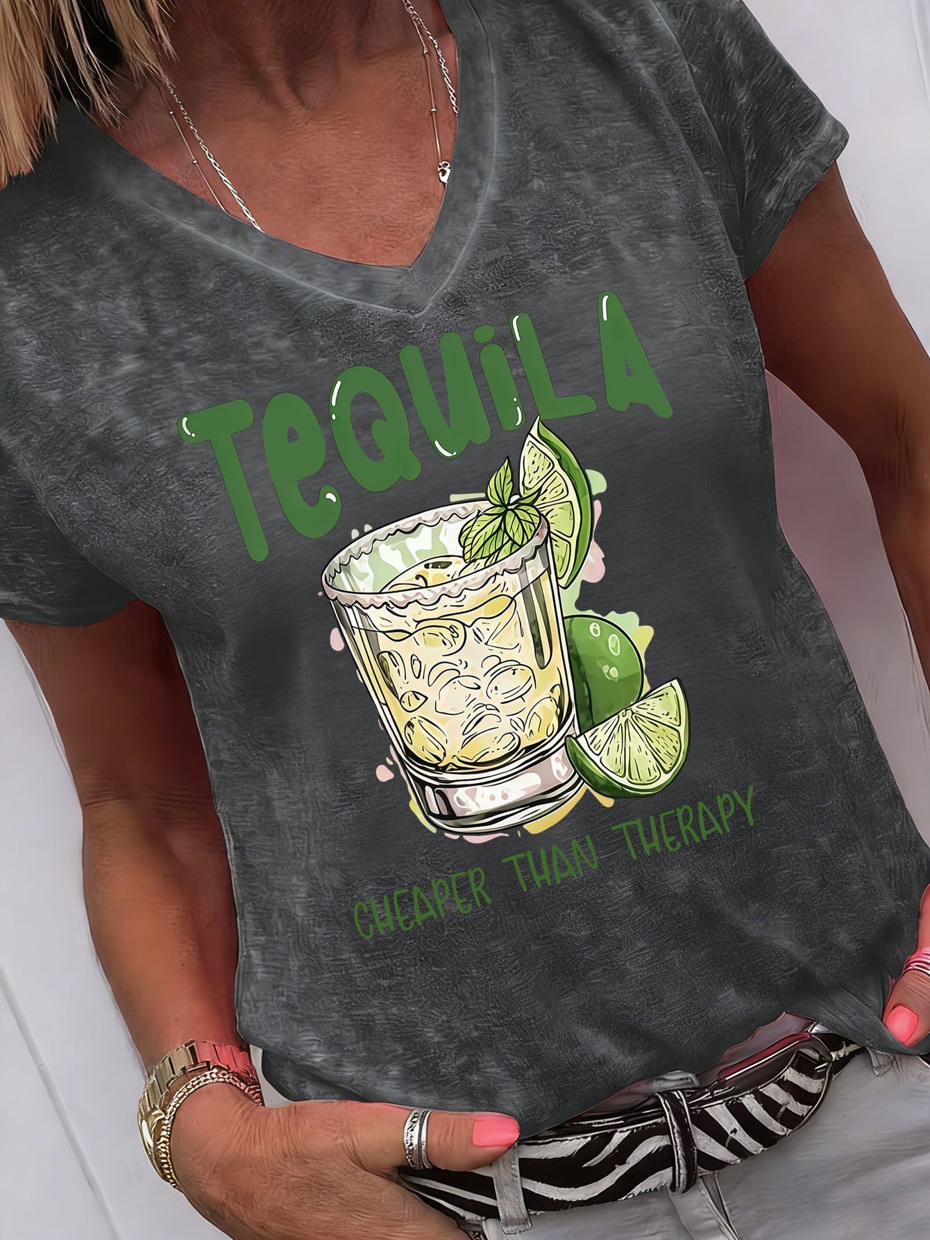 Women's Graphic Print Shirt - Short Sleeve 716325