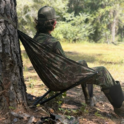Low-Profile Hunting Chair Lightweight Foldable Stool – Adjustable Carry Strap, Mossy Oak Camo Pattern, Portable Seat for Turkey & Deer Hunting, Camping, Fishing & Outdoor Use, Ground Blind Chair