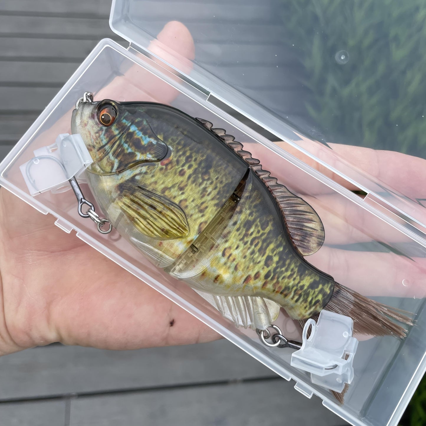 Realistic Hard Fishing Lure 14.5cm Transparent Green Blue Body Large Eyes Sharp Hooks Natural Pattern for Bass Pike Trout Beginners Professional Anglers