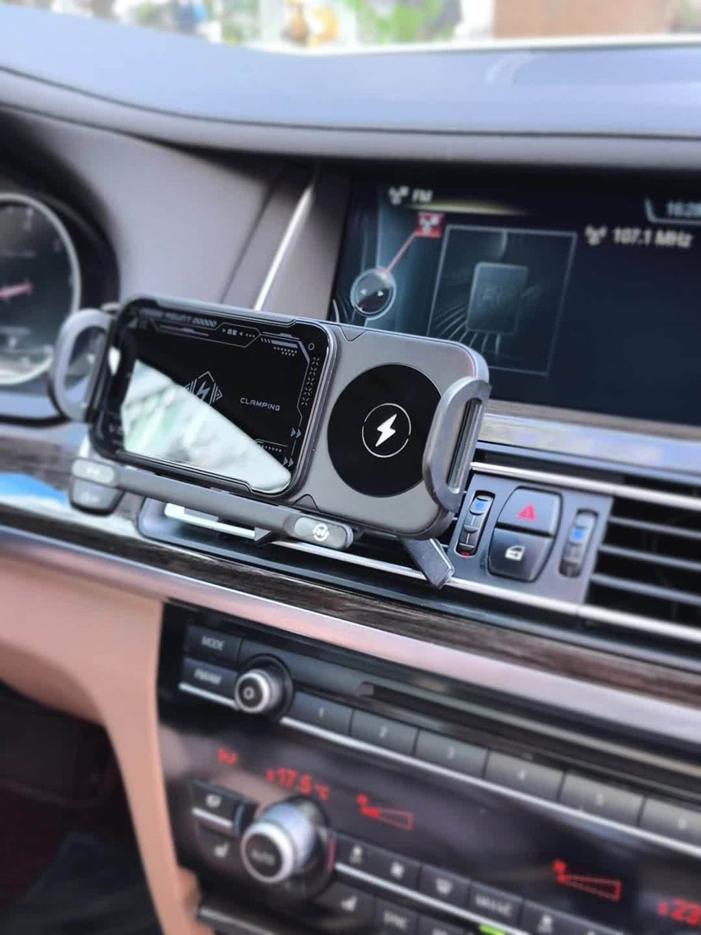 2025 New Car Holder Folding Screen Mobile Phone/tablet Holder 15W Wireless Fast Charging Two-in-one Automatic Rotating Magnetic Mobile Phone Holder Car Air Outlet Holder Suitable for Folding Screen Hands Samsung Galaxy ZFold6/5/4/3 Galaxy ZFold/notes