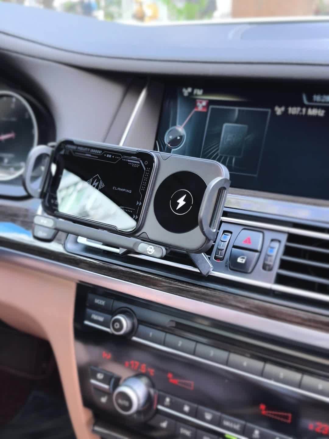 2025 New Car Holder Folding Screen Mobile Phone/tablet Holder 15W Wireless Fast Charging Two-in-one Automatic Rotating Magnetic Mobile Phone Holder Car Air Outlet Holder Suitable for Folding Screen Hands Samsung Galaxy ZFold6/5/4/3 Galaxy ZFold/notes