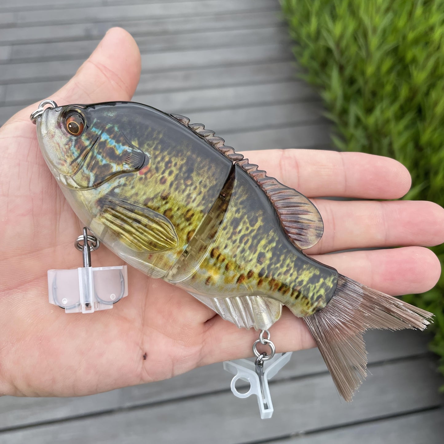 Realistic Hard Fishing Lure 14.5cm Transparent Green Blue Body Large Eyes Sharp Hooks Natural Pattern for Bass Pike Trout Beginners Professional Anglers