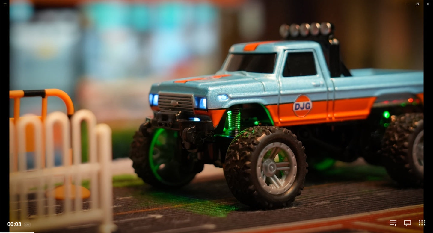 RC Off-Road Car with Alloy Body & Shock-Absorbing Chassis – Remote Control Car for Boys Indoor Outdoor Racing Metal Frame – Christmas Birthday Gift for Kids Teens