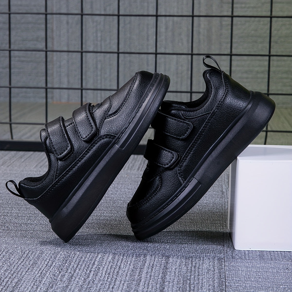 Girls Sneakers - Non-Slip Sole 815845