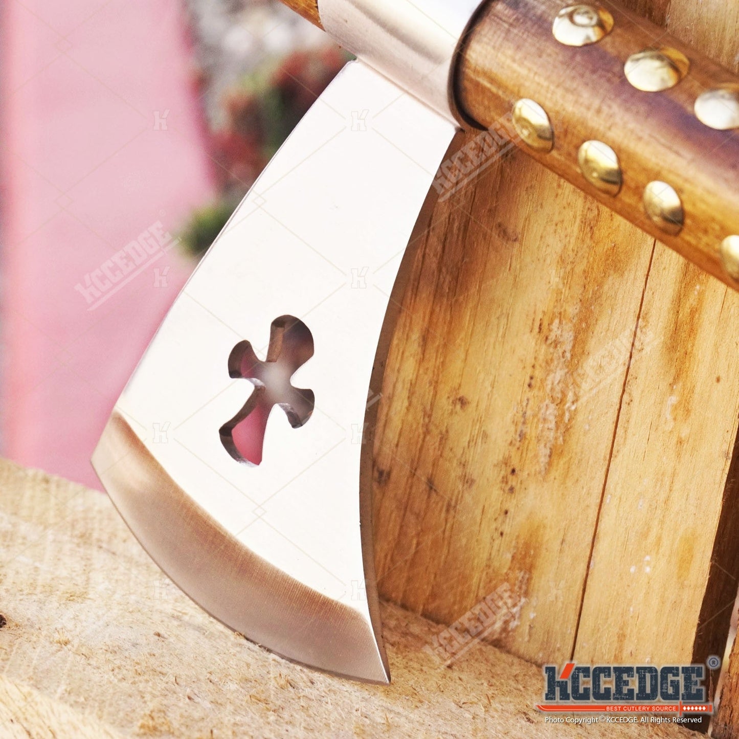 Native American Tomahawk Hatchet Replica 19in – Decorative Peace Pipe Axe with Wooden Handle, Feather & Brass Accents, Southwestern Western Decor Collectible, Cosplay Prop & Unique Gift for Men Dad