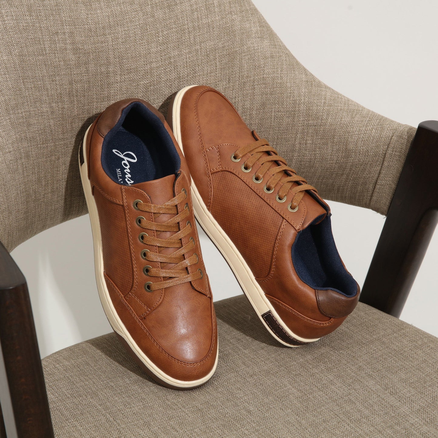 Men's Sneakers - Everyday Comfort & Durable Sole