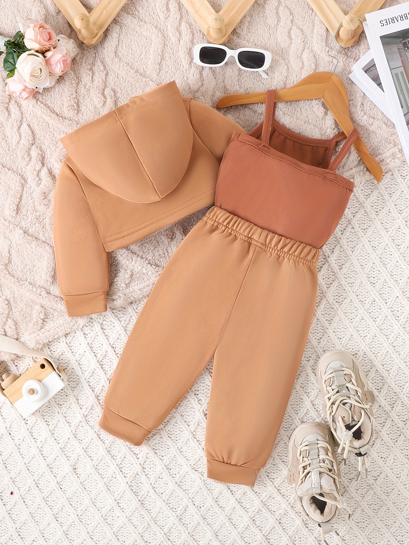 Baby Girl Casual Outfit Set - Sleeveless Winter
