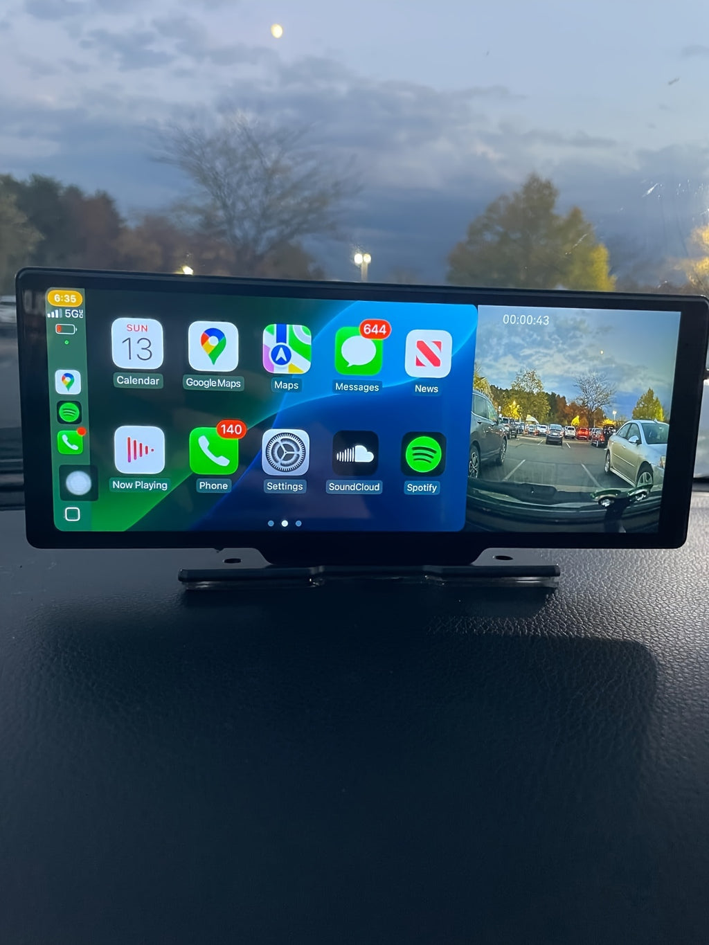 10.2-Inch Large Car Screen, Ultra-Clear. Supports BT Wireless to Phone for Carplay/Android Auto. Has Reversing Assistance, Music/Vid Entertainment, Navigation, Call Answering. Ideal for All Cars Like Sedans, Off-Roaders, Suvs, Rvs, Without Battery