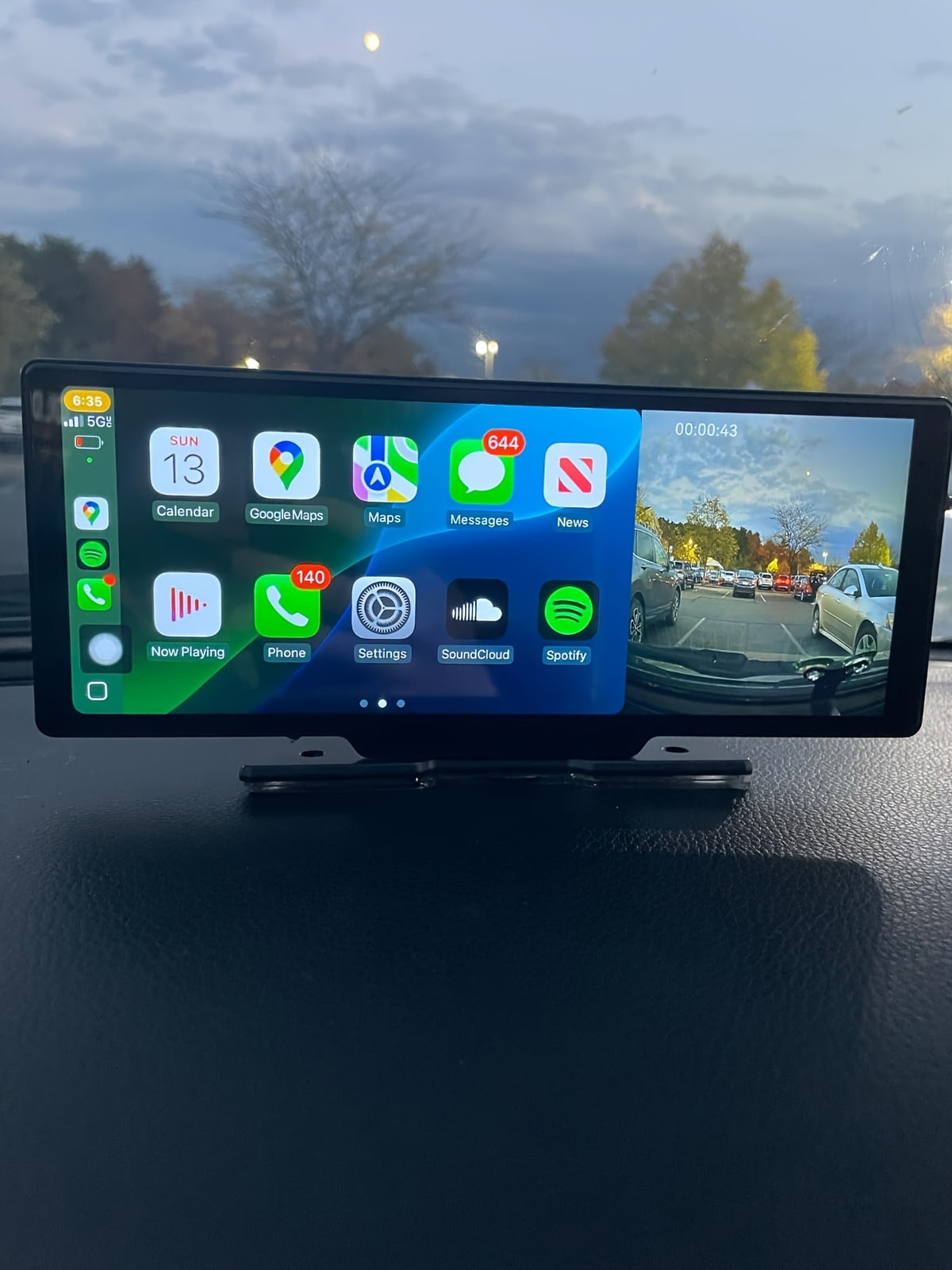 10.2-Inch Large Car Screen, Ultra-Clear. Supports BT Wireless to Phone for Carplay/Android Auto. Has Reversing Assistance, Music/Vid Entertainment, Navigation, Call Answering. Ideal for All Cars Like Sedans, Off-Roaders, Suvs, Rvs, Without Battery