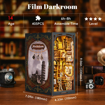 Book Nook Kit Film Darkroom DIY – Vintage Photography Bookshelf Insert Decor, 3D Wooden Puzzle Bookend Model Building Set for Adults Teens, Home Office Living Room Decoration, No Battery Needed
