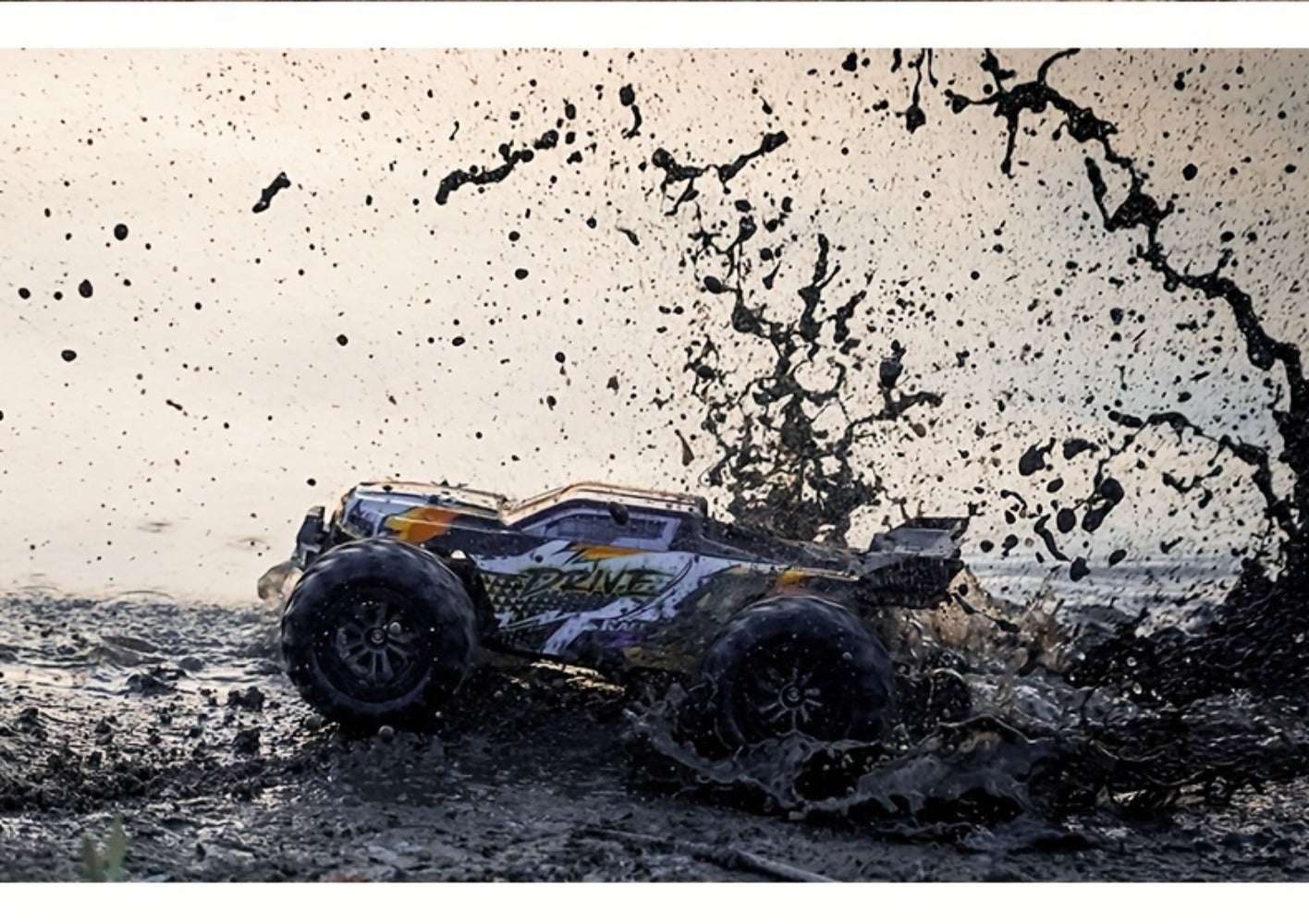 70KM/H High-Speed RC Off-Road Car 1:16 Scale 4WD – 2.4GHz Remote Control Truck with Simulation Structure, All-Terrain Monster Truck for Kids & Adults, Birthday Gift, Red Blue Black
