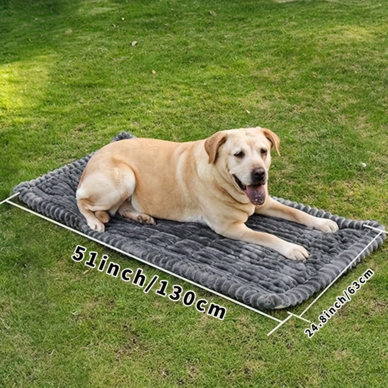 1pc Non-Slip Car Dog Mat | Heavy-Duty Pet Seat Cushion with Rear Extension Pad, Anti-Bite Wearing Floor Liner for SUVs, Sedans & Trucks, Compatible with All Dog Sizes (Small/Medium/Large), Easy to Clean Durable Polyester Travel Protector