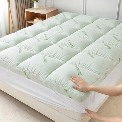 Mattress Cover, Cooling for Hot Sleepers Fits 8 to 21 Inch Mattress Twin Full Queen King shown in the main product view