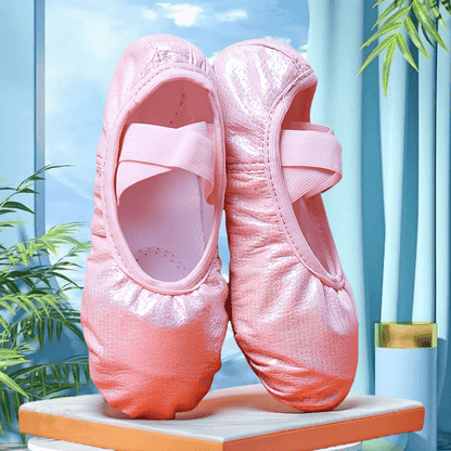Girls Ballet Shoes - Comfort Fit 946917