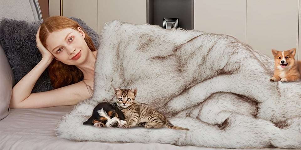 Faux Fur Throw Blanket 1060GSM Luxury - Super Soft Reversible Plush Mink Blanket for Bed Couch Sofa, Oversized Heavy Weight Cozy Blanket, Leopard Animal Print & Solid Colors, Throw & Twin Size