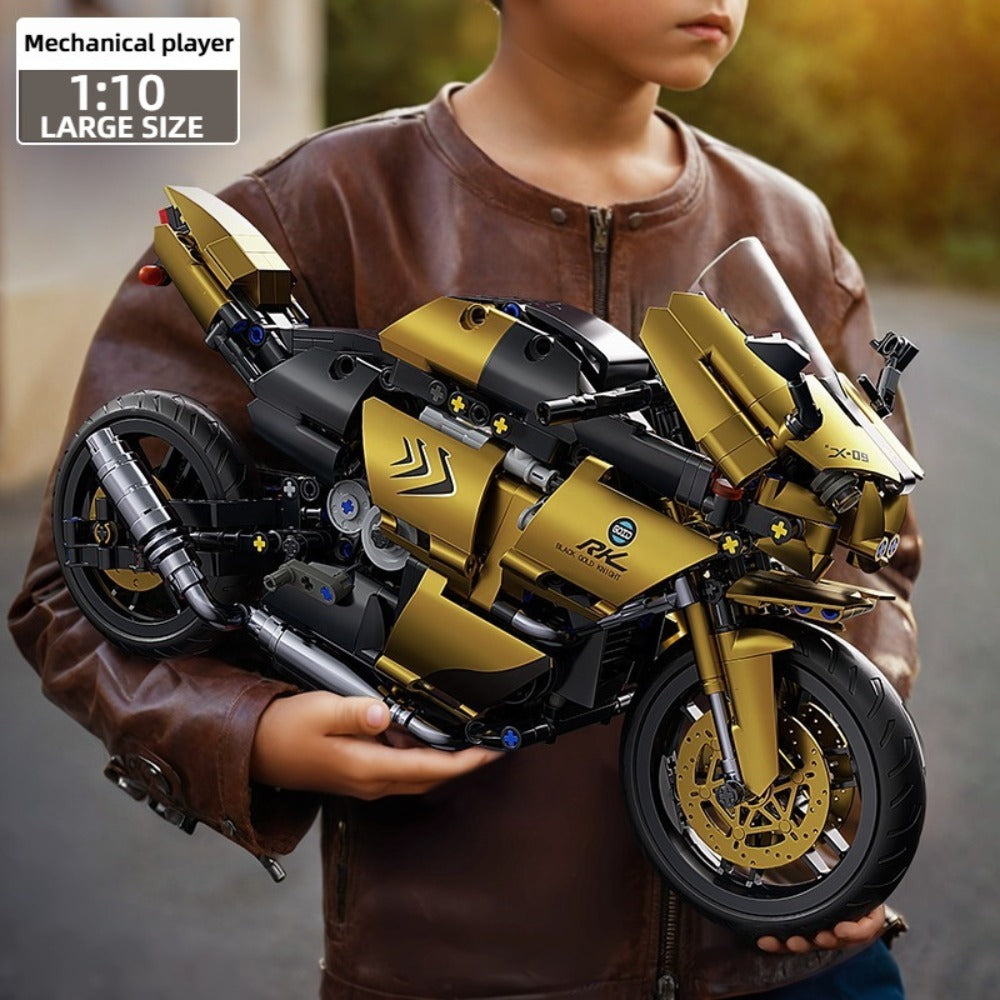 1000PCS Motorcycle Building Blocks 1:10 Scale DIY Black & Gold Motorbike Model Kit – Adult Collector Display Ornament, Exquisite Detail Assembly, Unique Gift for Men Motorcycle Enthusiasts Ages 14+
