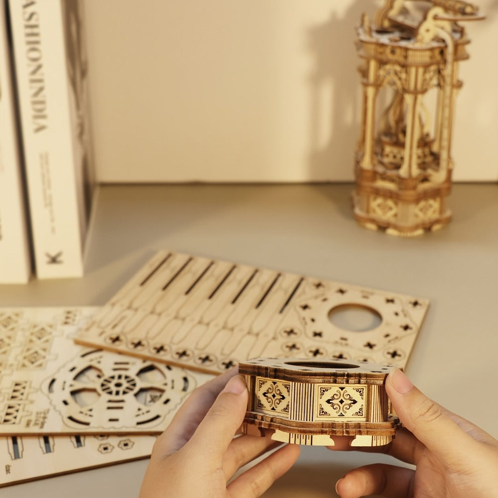 LED Wooden Lantern Model Kit – Rotating Mechanical 3D Wooden Puzzle for Adults & Teens, Glowing Vintage Desk Decor Display, Unique Christmas Birthday Gift for Puzzle Lovers & Craft Enthusiasts