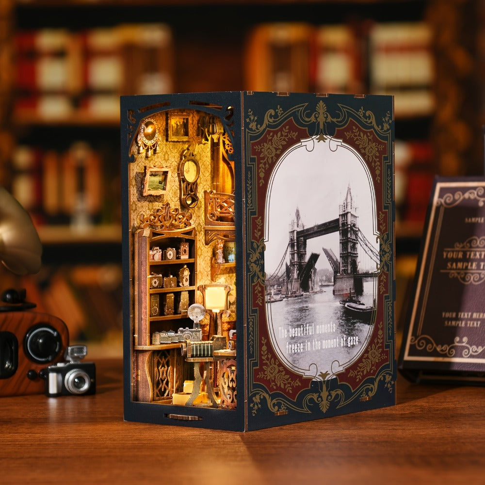 Book Nook Kit Film Darkroom DIY – Vintage Photography Bookshelf Insert Decor, 3D Wooden Puzzle Bookend Model Building Set for Adults Teens, Home Office Living Room Decoration, No Battery Needed