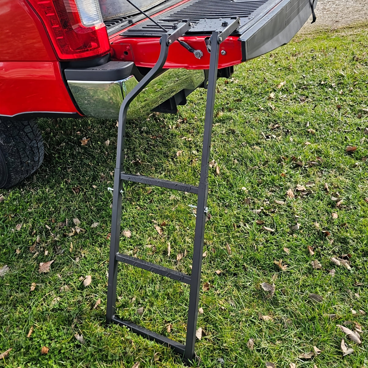 Universal Foldable Truck Tailgate Ladder For Pickup With Aluminum Step Grip Plates, Replaceable Rubber Ladder Feet & Stainless Steel Self Drilling Hex Screws For Easy Installation