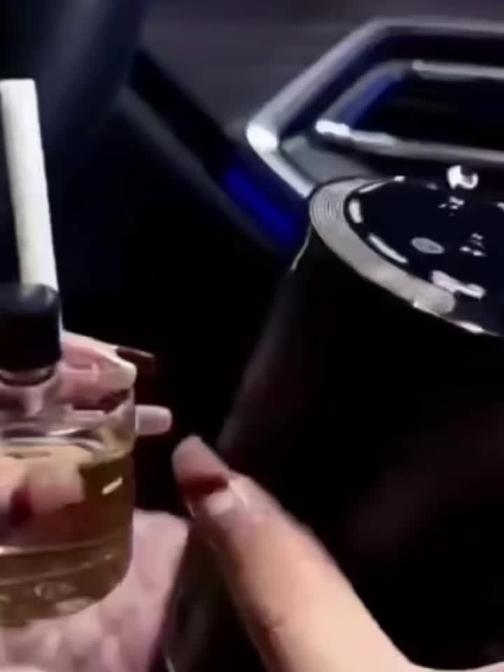 Smart Car Aroma Diffuser - Comes with 1/3 Bottles Of 1.69oz Ocean-scented Essential Oils, Car Air Freshener, Car Aroma Diffuser, Humidifier, Starry Sky Projection, And Ambient Light. Essential Oil Diffuser, The Essential Oil Diffuser Features Car
