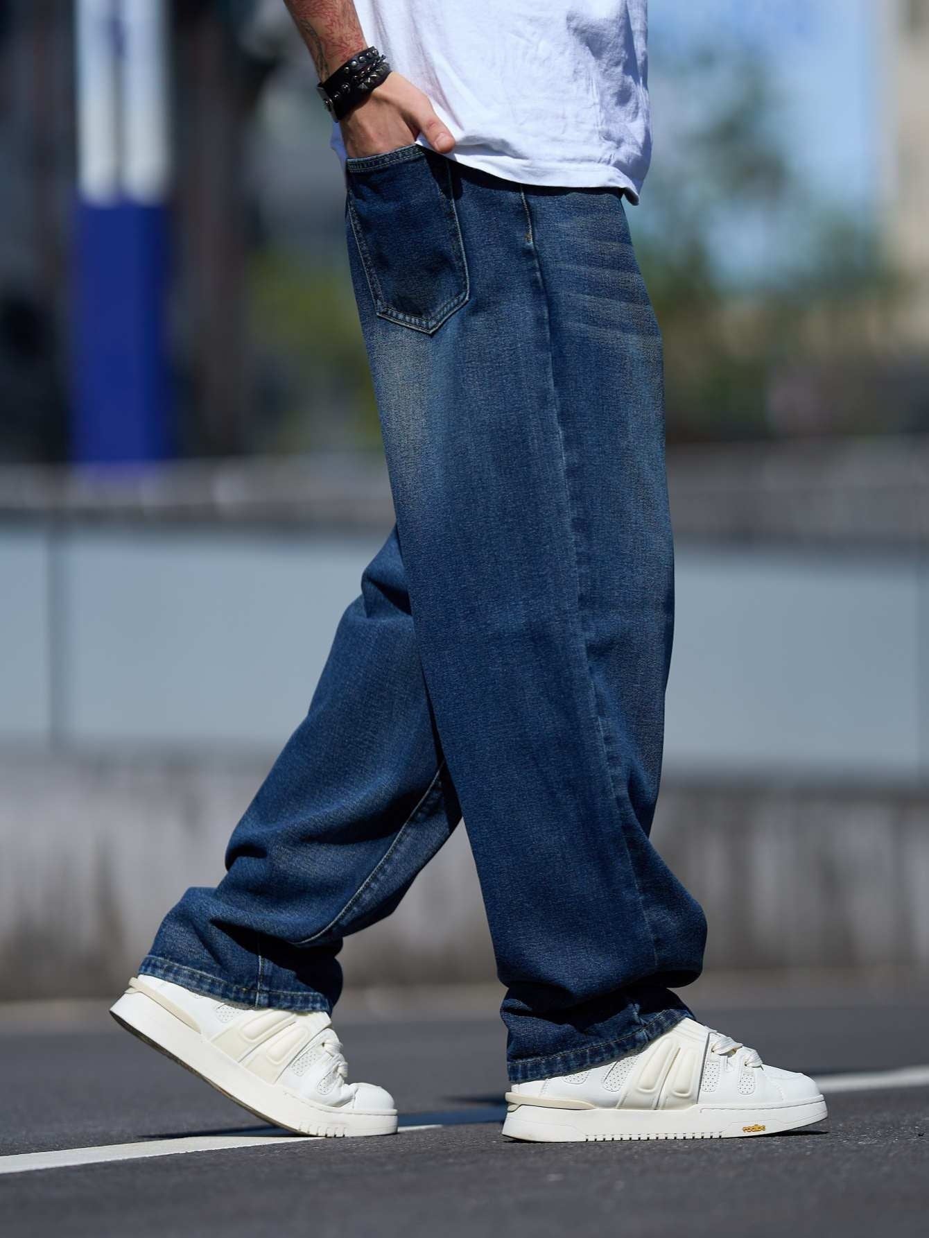 Men's Baggy Jeans - Classic Wash Clean Finish Streetwear