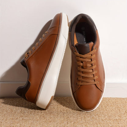 Men's Sneakers - Lace-Up for Everyday Wear 538853