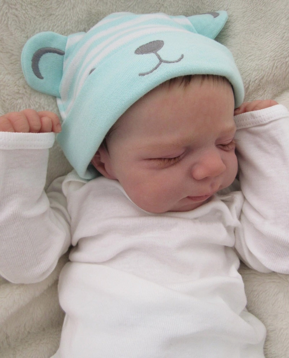 Sleeping Reborn Baby Doll 19 Inch 48CM Full Vinyl Bath Safe – 3D Painted Skin Visible Veins Implanted Eyelashes, Lifelike Closed Eye Newborn Girl Gift Set with Outfit Pacifier Bottle for Kids Ages 3+