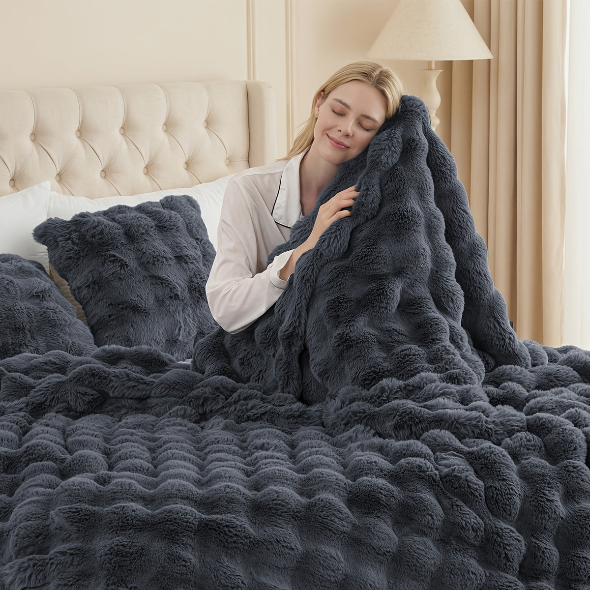 3D Faux Rabbit Fur Fleece Blanket - Double-Sided All-Season Throw