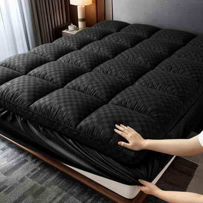 Mattress Cover, Fitted Deep Pocket, Waterproof Spill-Proof Breathable Mattress Protector shown in the main product view