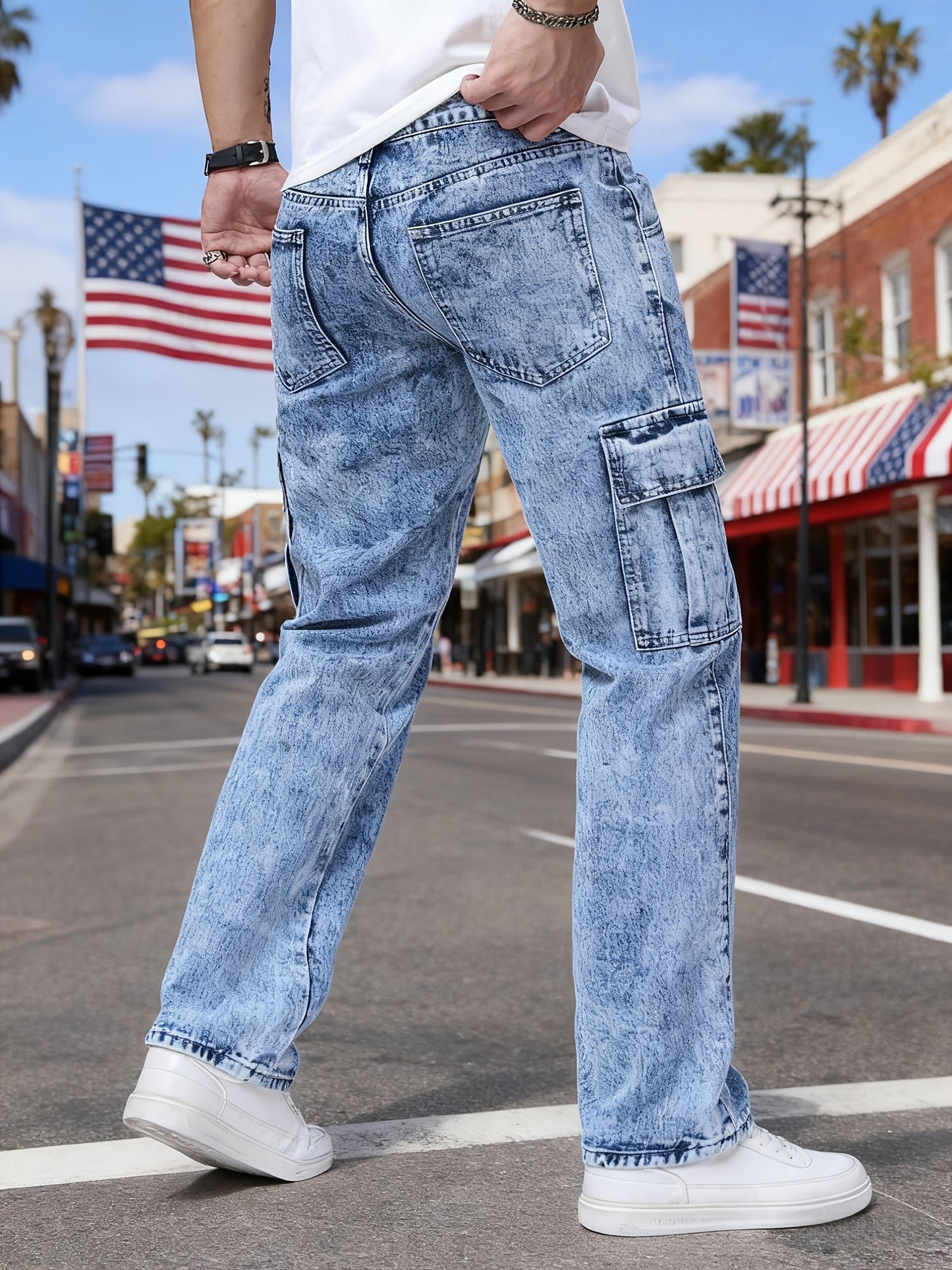 Men's Relaxed Fit Jeans - Classic Wash Utility Pocket