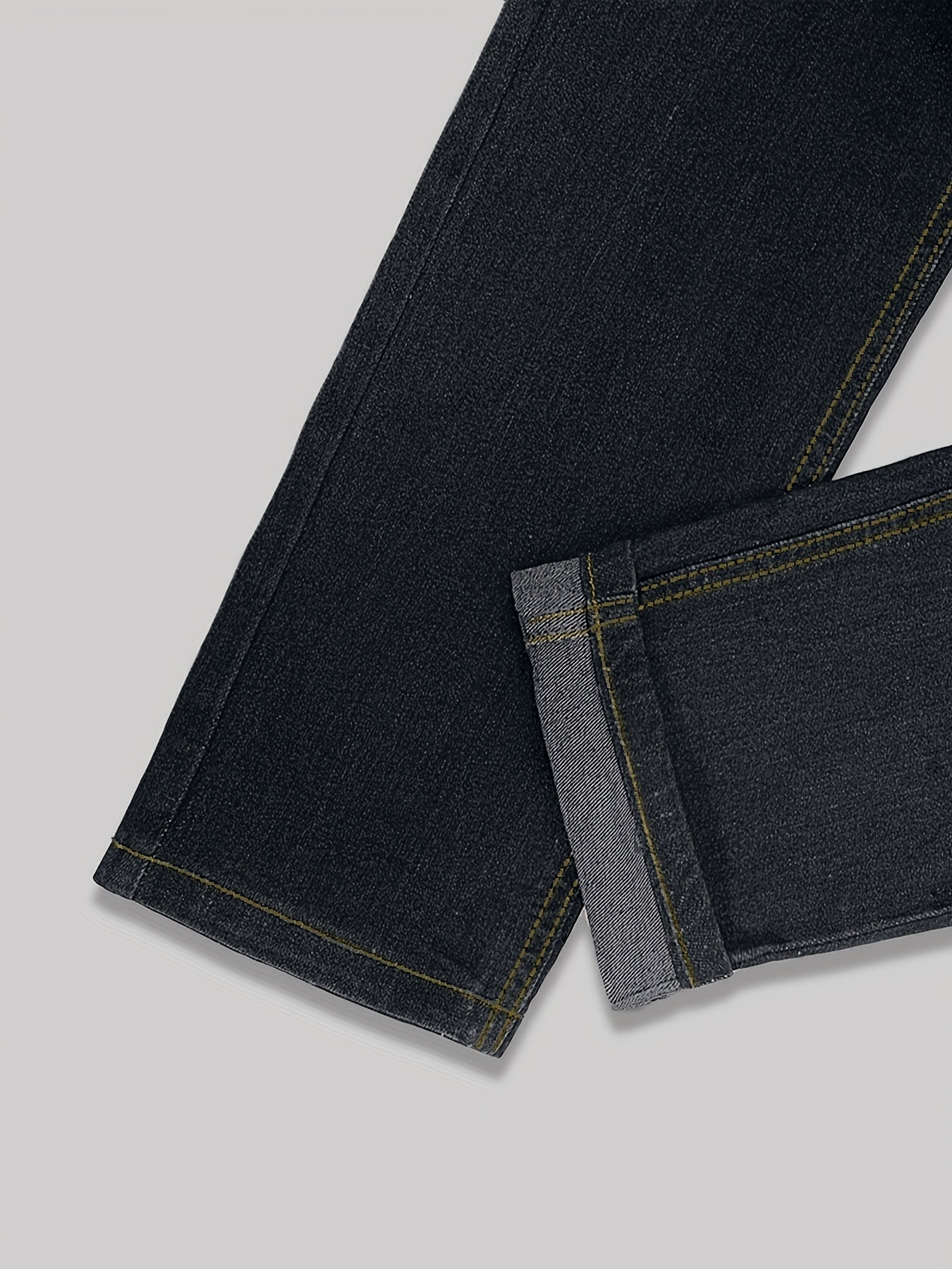Men's Slim Fit Jeans - Classic Wash Clean Finish