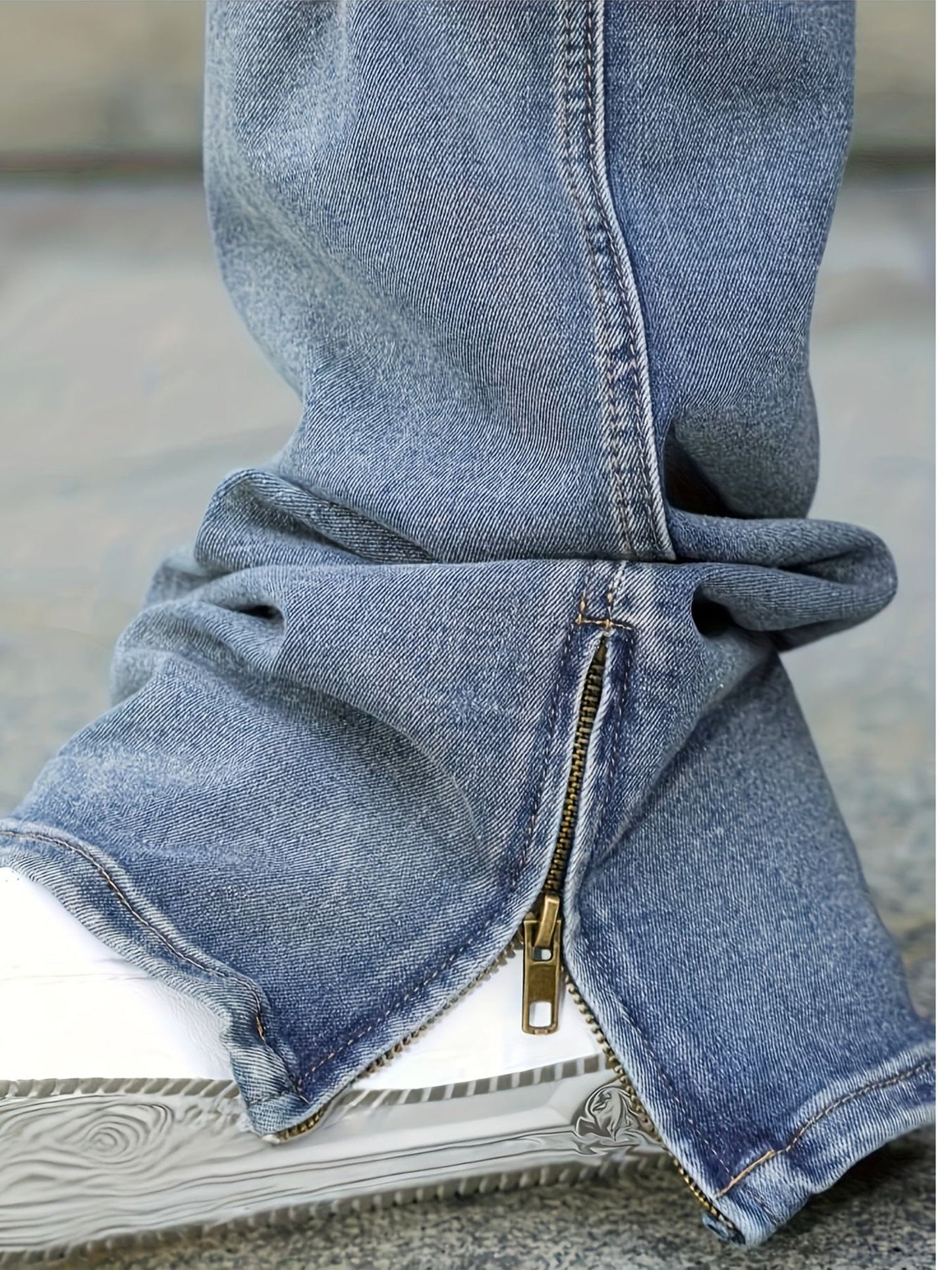 Men's Slim Fit Jeans - Classic Wash Distressed Modern