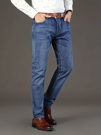 Men's Straight Leg Jeans - Classic Wash Clean Finish Weekend