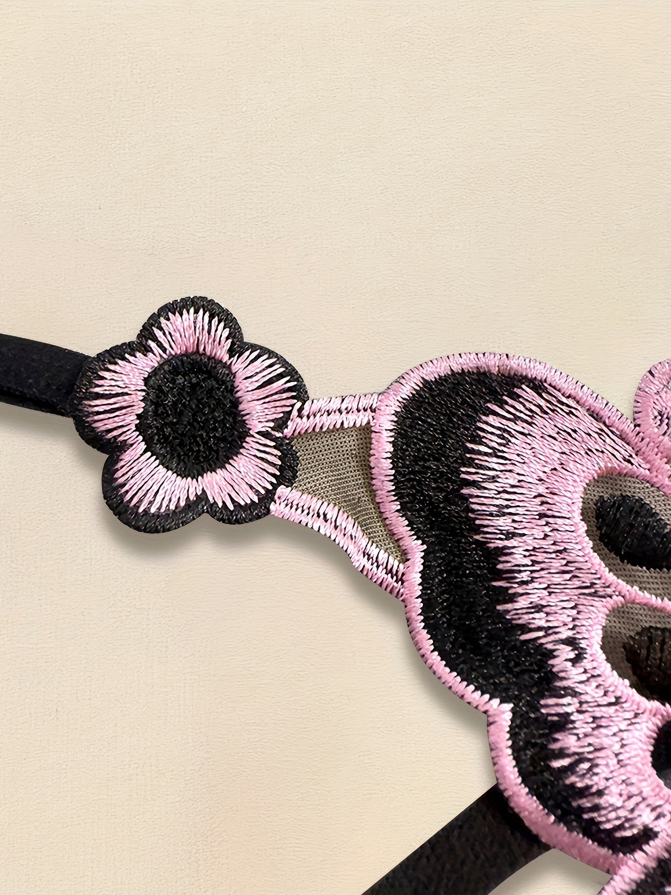 Women's 7-Pack Low-Rise Thongs - Butterfly Print Daily Comfort