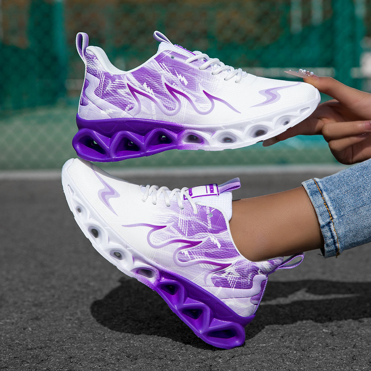 Women's Athletic Shoes - Lace-Up Design Style 866917