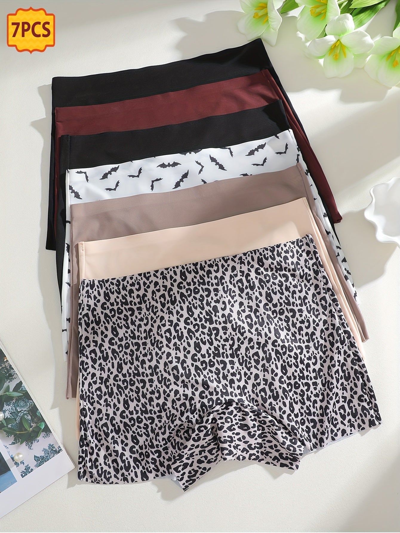 Women's Mixed colors Printed Pants - product view 7