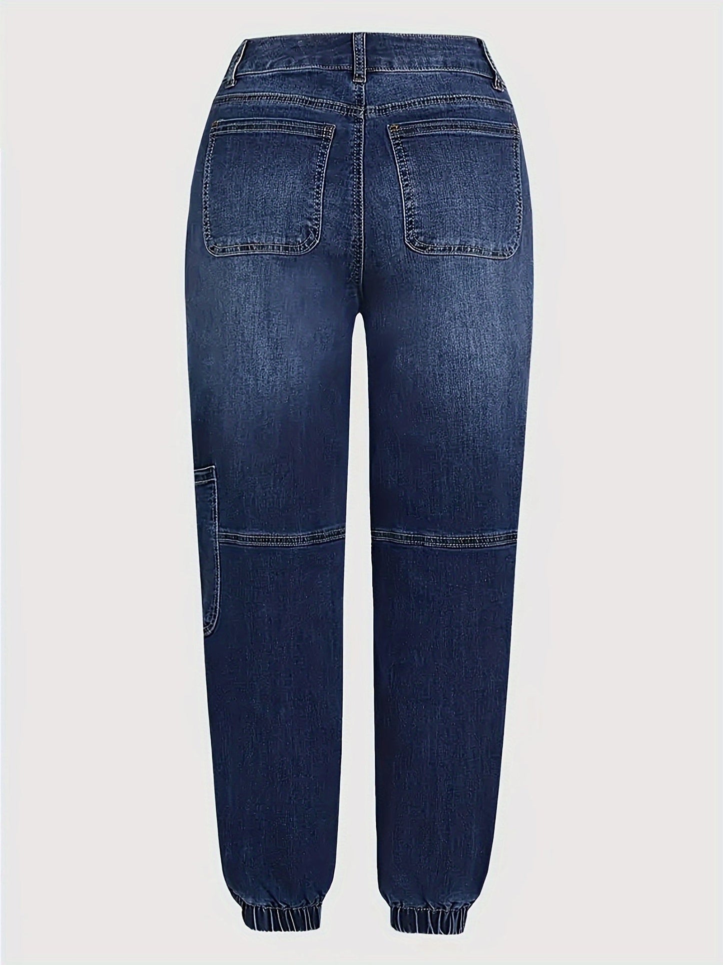Women's Cargo Pants - Pocket Detail Regular Fit detail image - detail view 4