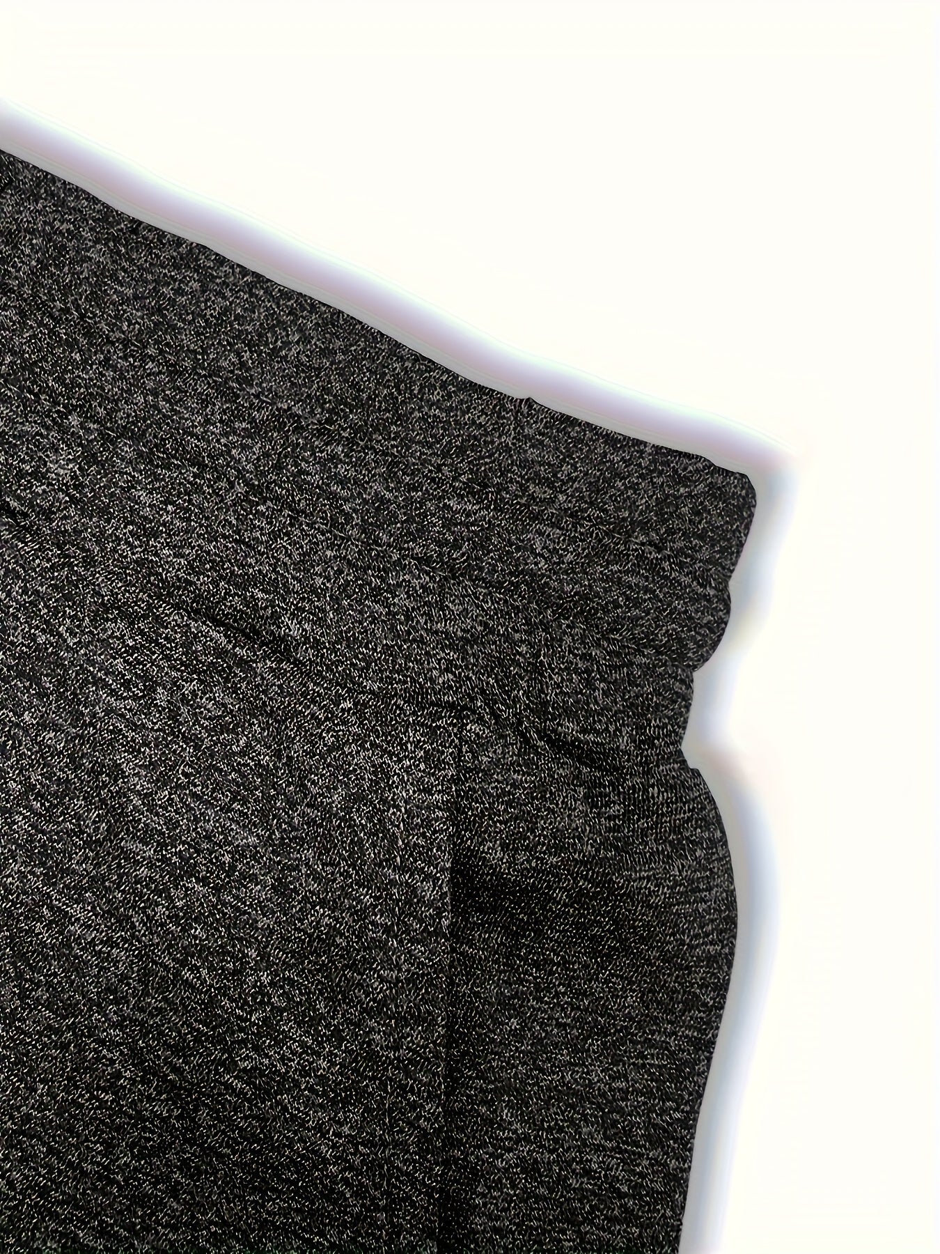 Women's Casual Shorts - Stretch Travel Style detail image - detail view 8