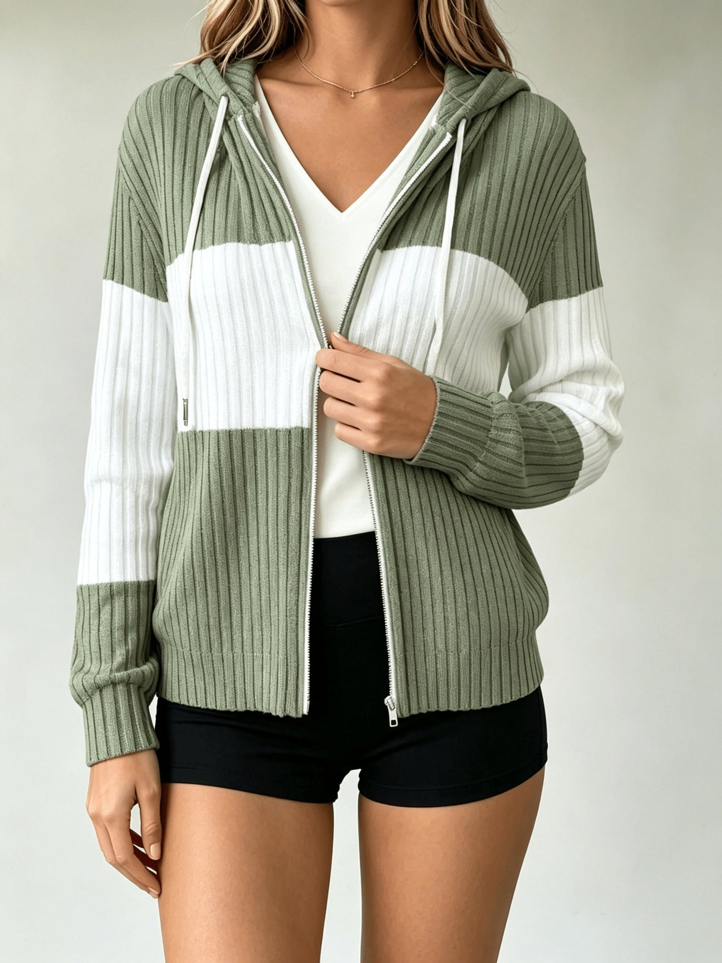 Women's Color Block Hooded Cardigan - Lightweight Button Front detail image - detail view 6
