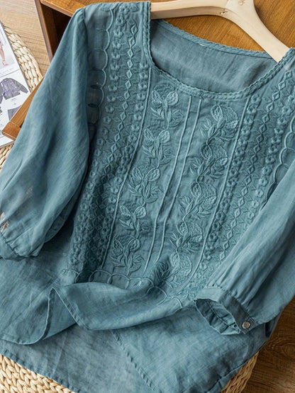Women's Essential T-Shirt - Round Neck Short Sleeve Modern Style 6245 detail image - detail view 13