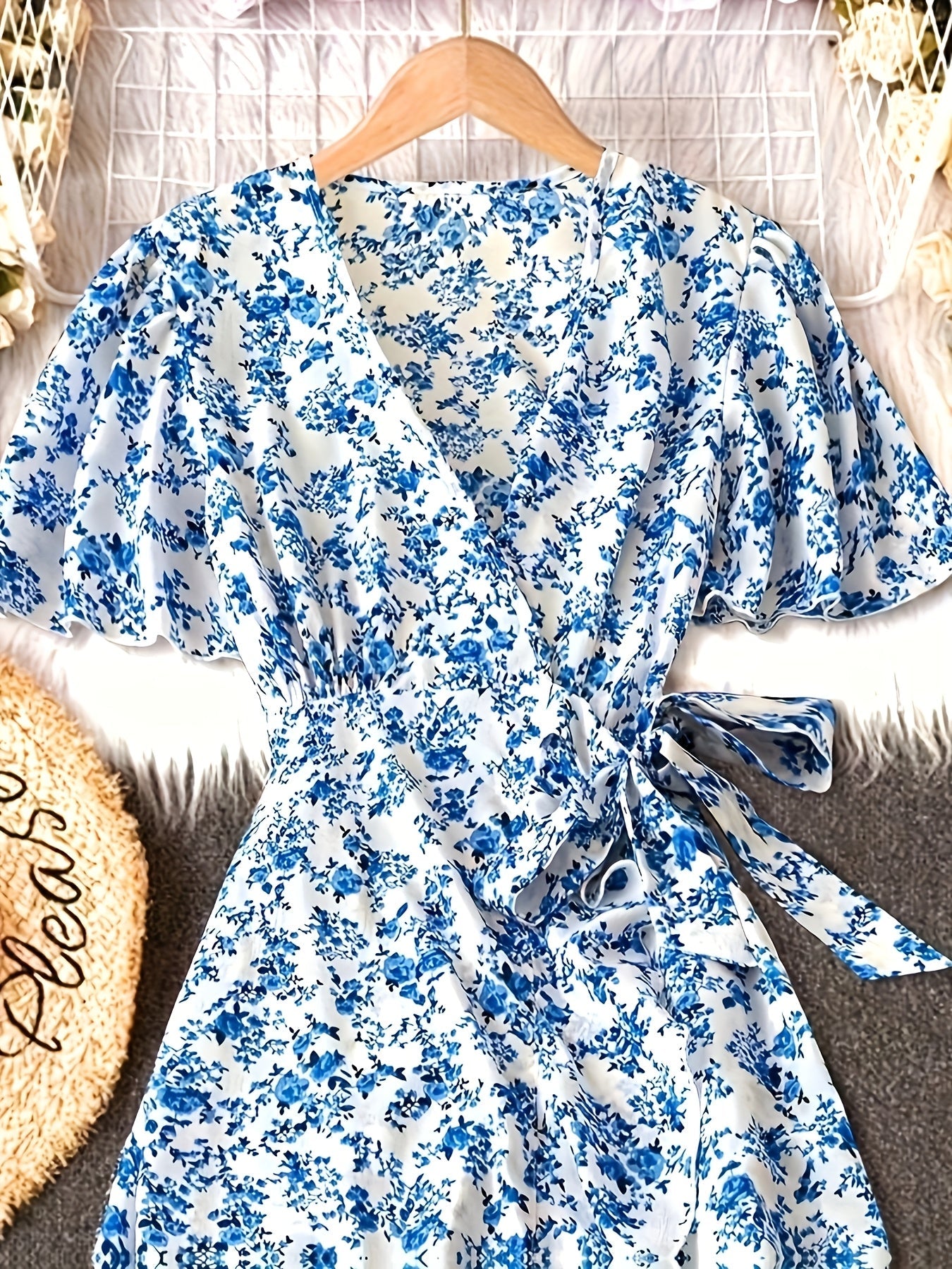 Women's Floral Casual Dress - Ruffle Easy Styling detail image - detail view 6